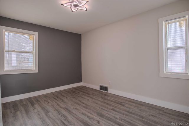 91 Martin Luther King Jr Boulevard N, Pontiac, MI 48342