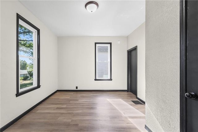 2314 S 19th Street, St Joseph, MO 64503