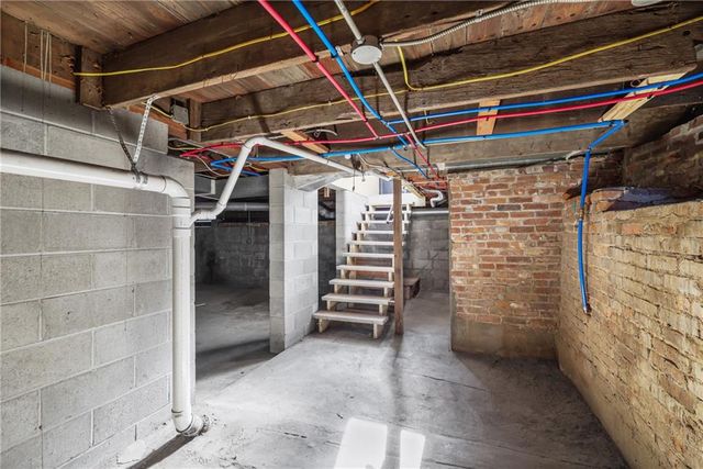 2314 S 19th Street, St Joseph, MO 64503