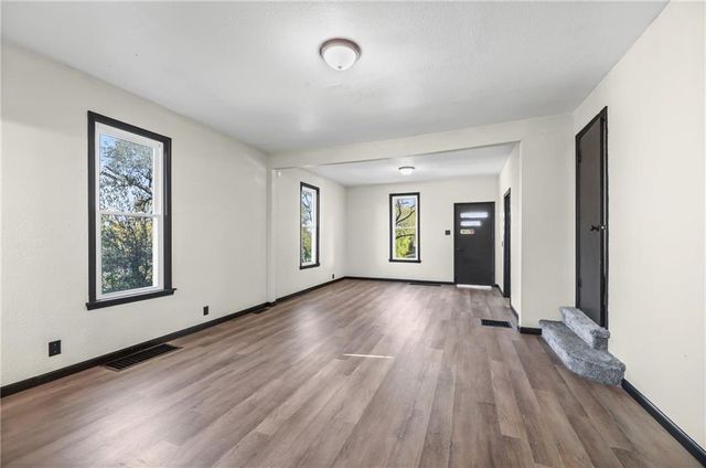 2314 S 19th Street, St Joseph, MO 64503