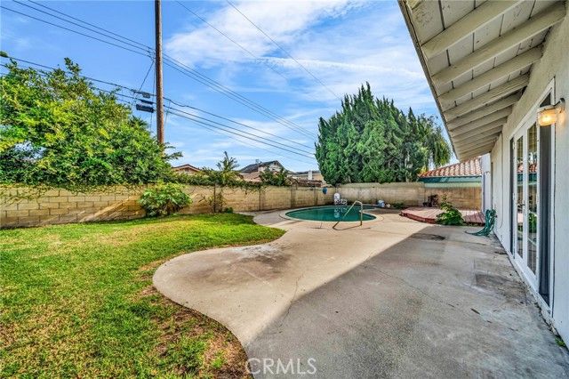 16672 Lovell, Huntington Beach, CA 92647