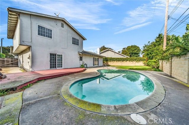 16672 Lovell, Huntington Beach, CA 92647