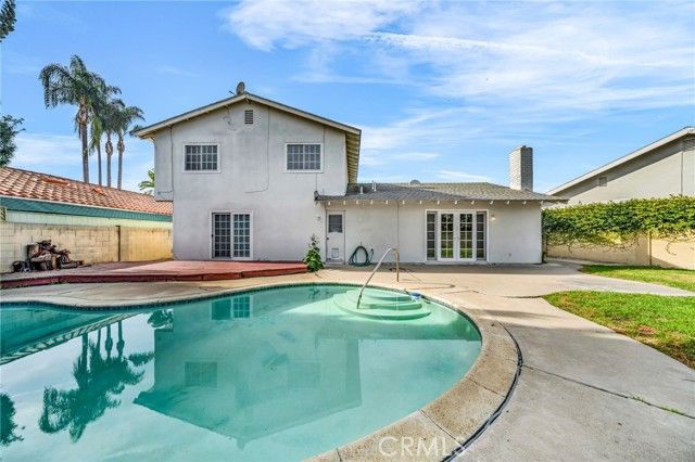 16672 Lovell, Huntington Beach, CA 92647