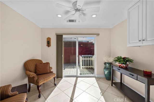 26830 Avenue Of The Oaks C, Newhall, CA 91321