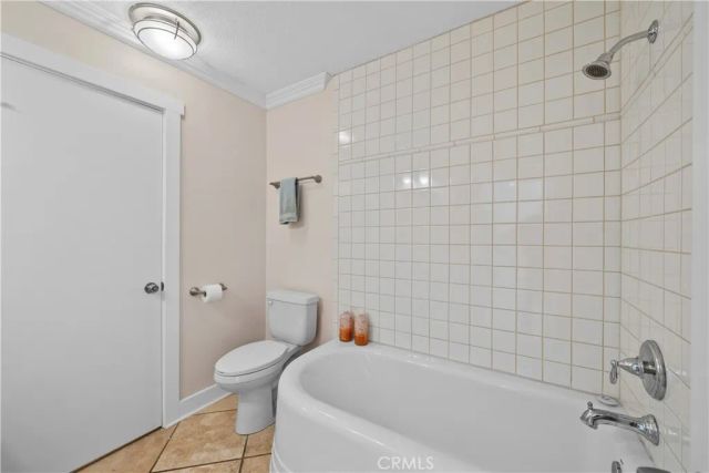 26830 Avenue Of The Oaks C, Newhall, CA 91321