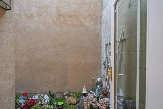 26830 Avenue Of The Oaks C, Newhall, CA 91321