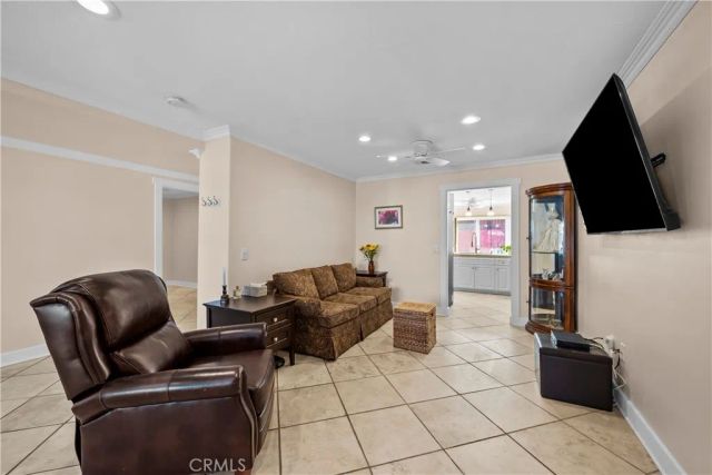 26830 Avenue Of The Oaks C, Newhall, CA 91321