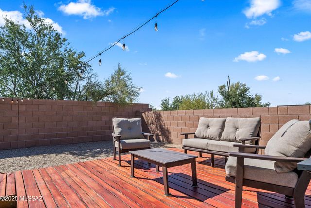 7415 Cactus Flower Pass, Marana, AZ 85658