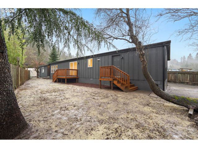 14 S GEE CREEK Loop, Ridgefield, WA 98642