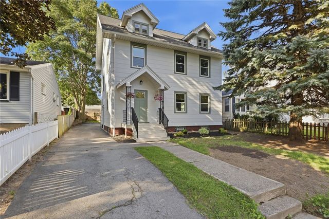228 Westchester Avenue, Irondequoit, NY 14609