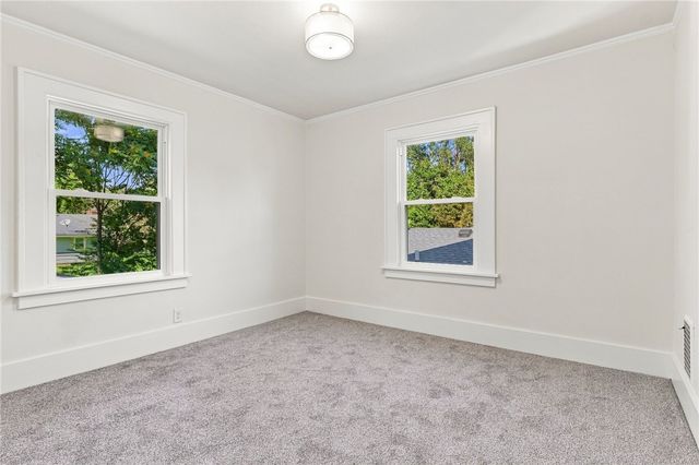 228 Westchester Avenue, Irondequoit, NY 14609