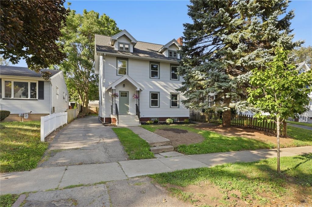 228 Westchester Avenue, Irondequoit, NY 14609