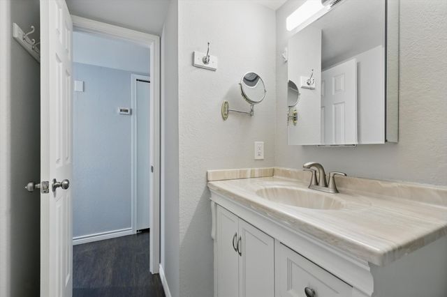 5412 Prince Drive, Lake Dallas, TX 75065