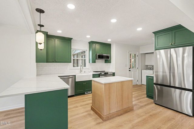 1912 Red Oak Lane, Clayton, NC 27520