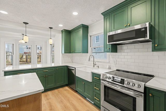 1912 Red Oak Lane, Clayton, NC 27520