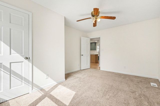 1912 Red Oak Lane, Clayton, NC 27520