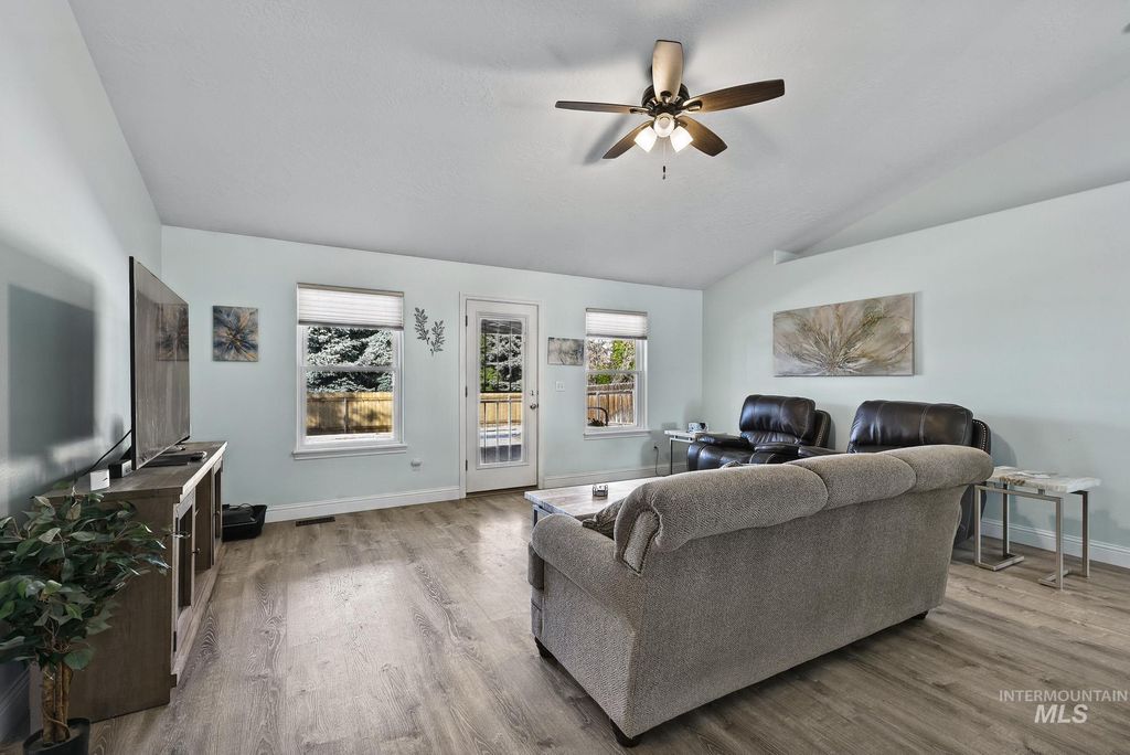 5865 S Cello Place, Boise, ID 83709 photo 4