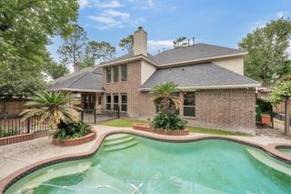 6723 Mossridge Drive, Houston, TX 77069