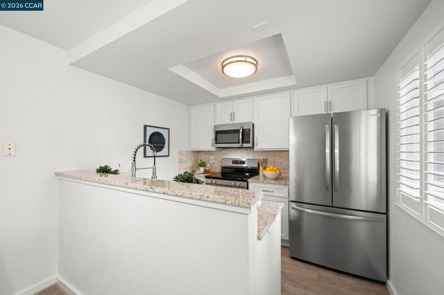 1318 B St 105, Hayward, CA 94541