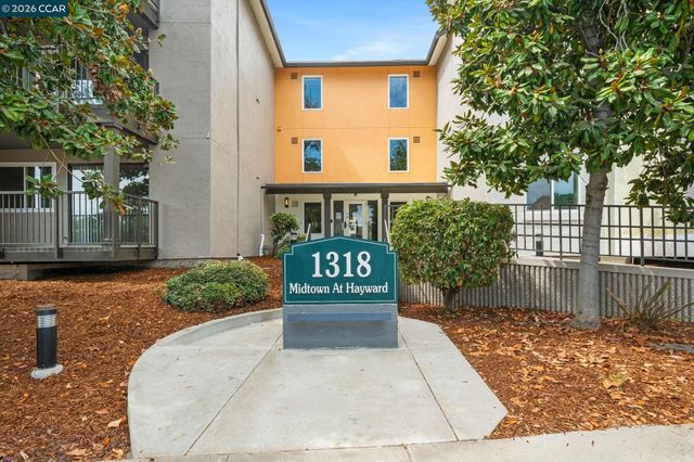 1318 B St 105, Hayward, CA 94541