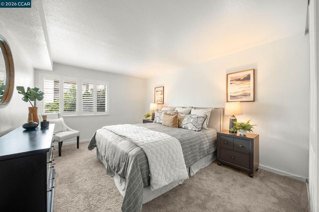 1318 B St 105, Hayward, CA 94541