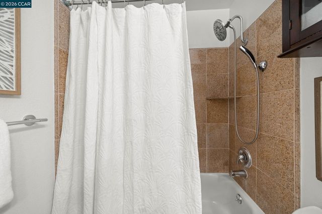 1318 B St 105, Hayward, CA 94541