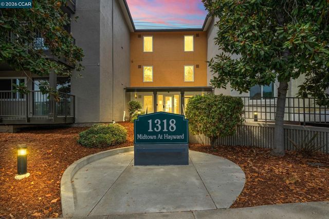 1318 B St 105, Hayward, CA 94541