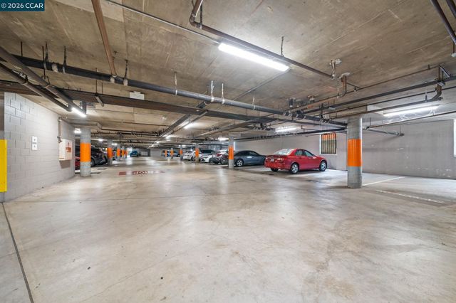 1318 B St 105, Hayward, CA 94541