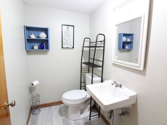 16 Pinehurst Drive, Jericho, VT 05465