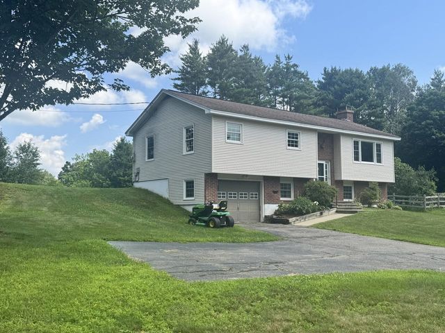 16 Pinehurst Drive, Jericho, VT 05465