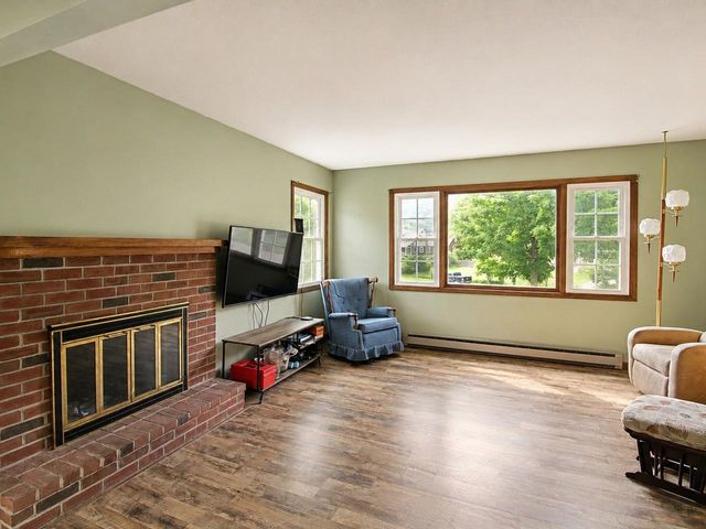 16 Pinehurst Drive, Jericho, VT 05465