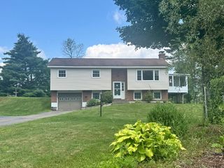 16 Pinehurst Drive, Jericho, VT 05465