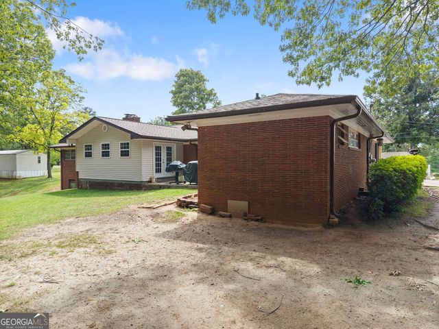 4508 Dicks Hill Parkway, Mount Airy, GA 30563