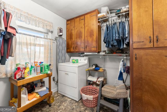 4508 Dicks Hill Parkway, Mount Airy, GA 30563