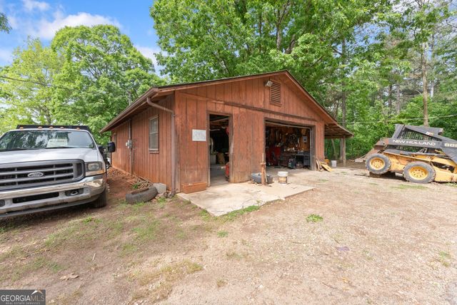 4508 Dicks Hill Parkway, Mount Airy, GA 30563