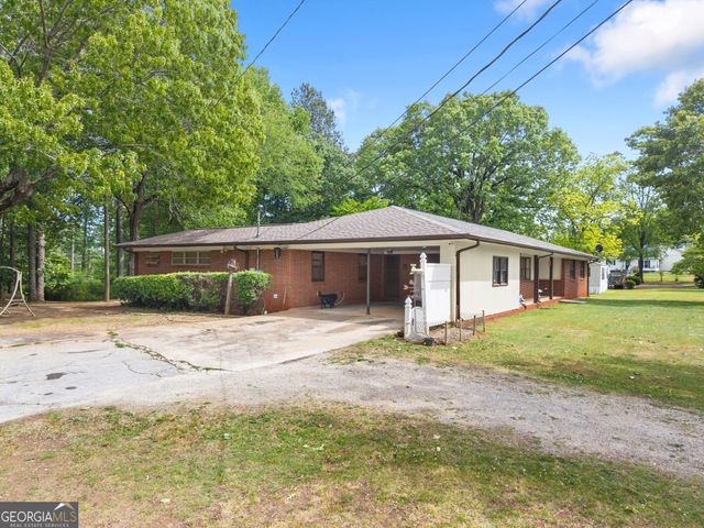 4508 Dicks Hill Parkway, Mount Airy, GA 30563