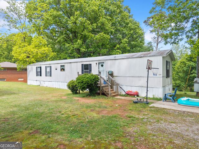 4508 Dicks Hill Parkway, Mount Airy, GA 30563