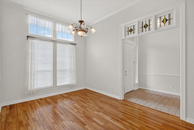 1810 Plum Creek Drive, Midlothian, TX 76065