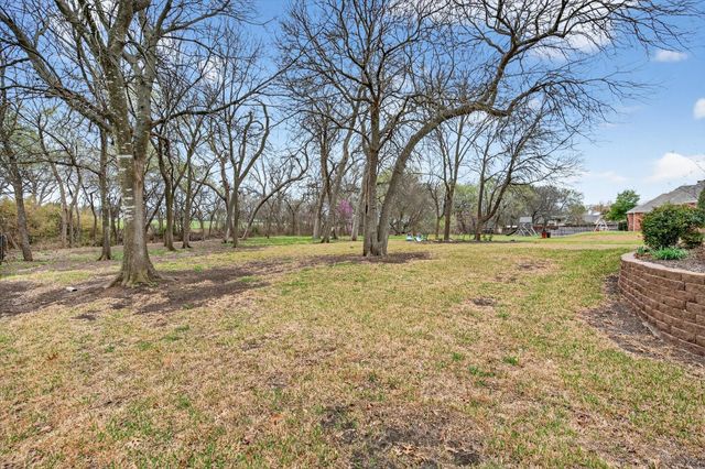1810 Plum Creek Drive, Midlothian, TX 76065