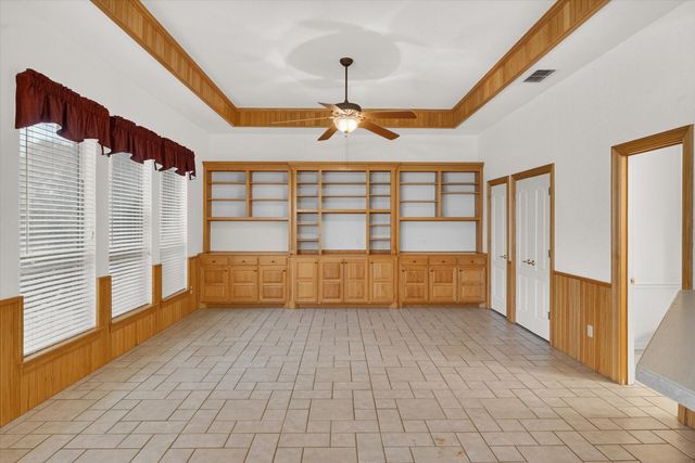 1810 Plum Creek Drive, Midlothian, TX 76065