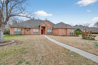 1810 Plum Creek Drive, Midlothian, TX 76065