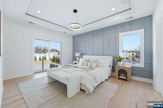 30 Grand Terrace, Livingston, NJ 07039