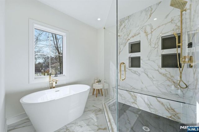 30 Grand Terrace, Livingston, NJ 07039