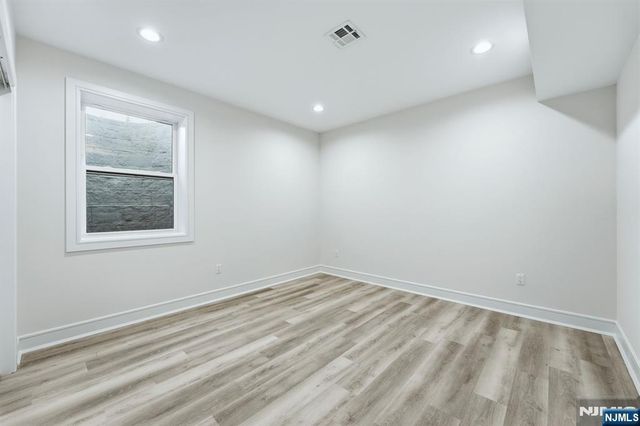 30 Grand Terrace, Livingston, NJ 07039