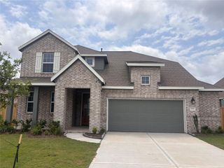 7819 Jade Crest Drive, Angleton, TX 77515