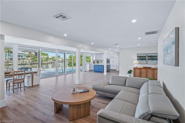 18452 Cutlass DR, Fort Myers Beach, FL 33931