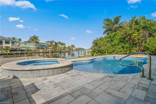 18452 Cutlass DR, Fort Myers Beach, FL 33931