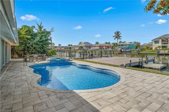 18452 Cutlass DR, Fort Myers Beach, FL 33931