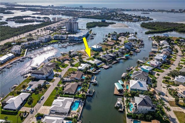 18452 Cutlass DR, Fort Myers Beach, FL 33931