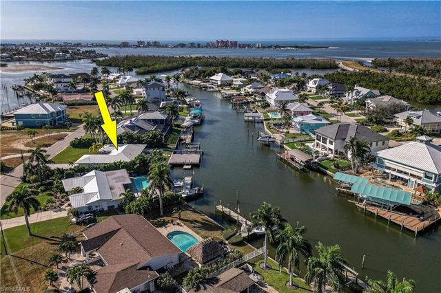 18452 Cutlass DR, Fort Myers Beach, FL 33931